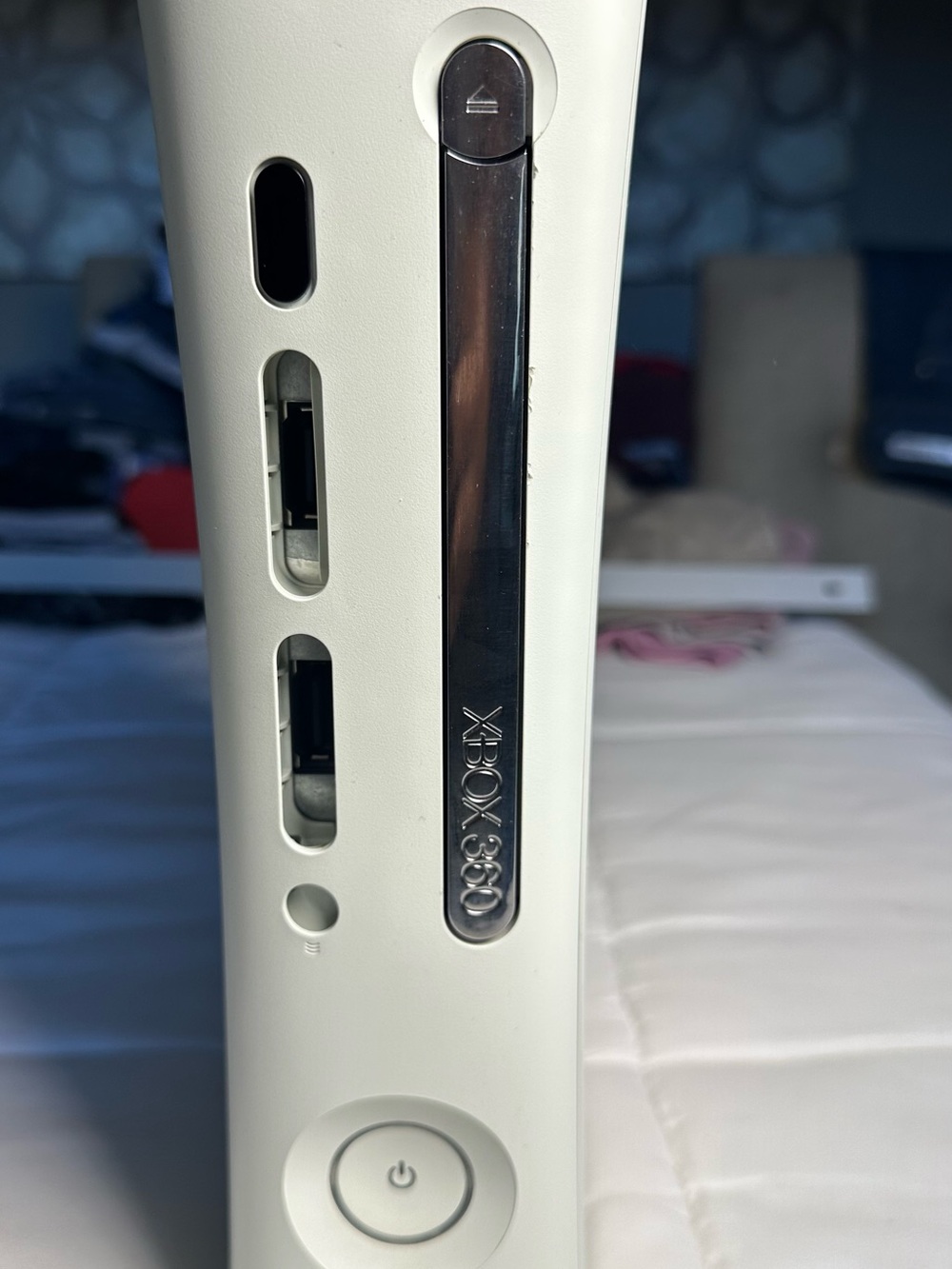 UNTESTED - FOR PARTS OR REPAIR Microsoft Xbox 360 White Console Front Panel